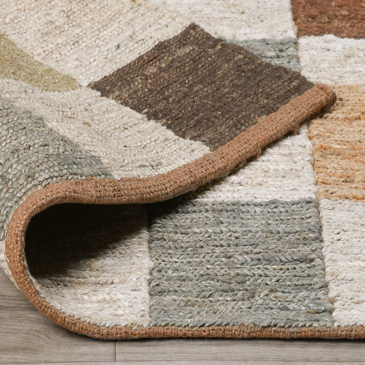 30091884