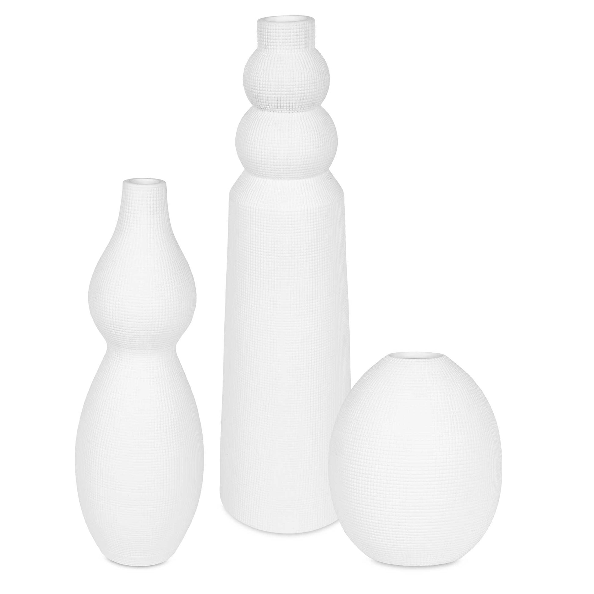 18218