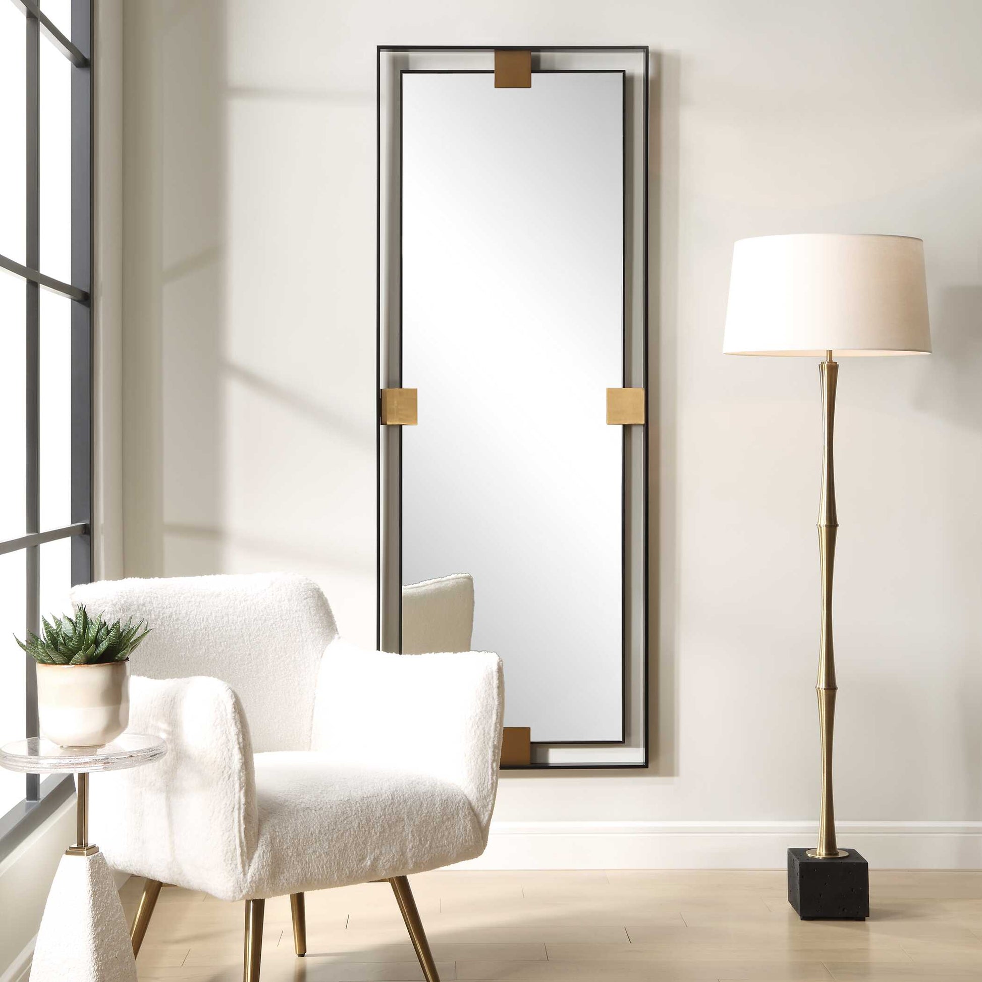 09998