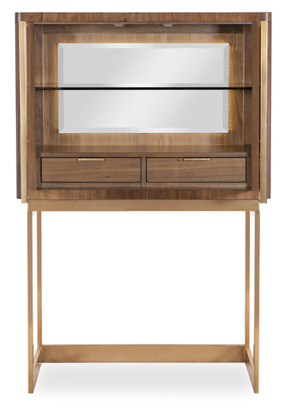 Eleana Bar on Stand