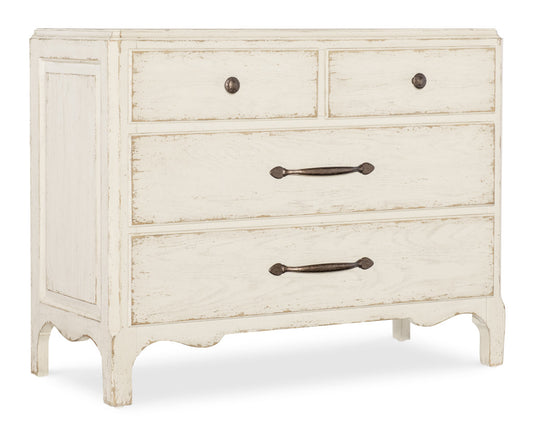 Americana Bachelor Chest