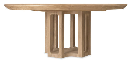 Banyon Bay Round Dining Table with One 18-inch Leaf